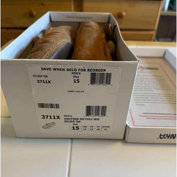 Minnetonka sheepskin moccasin main image 12